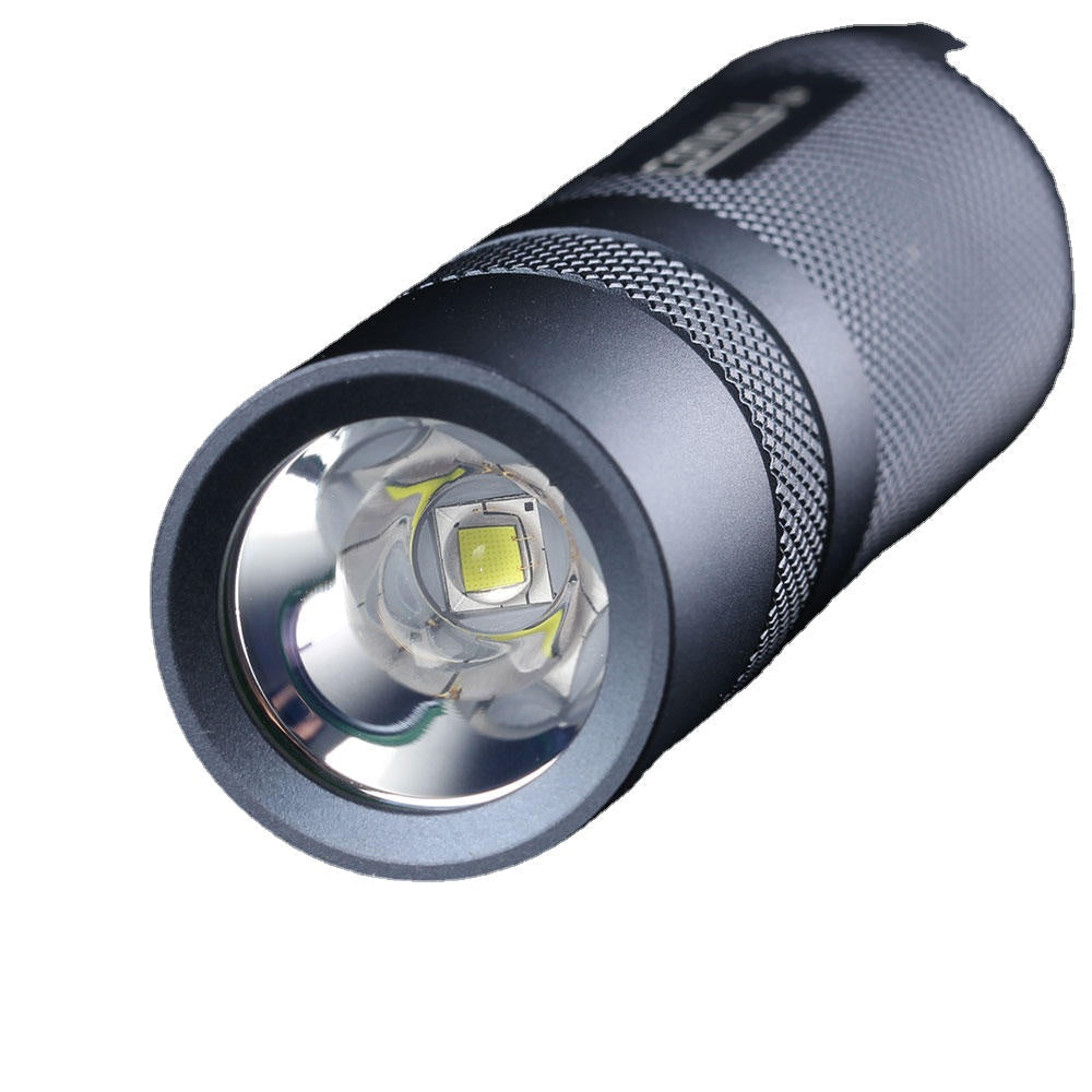 1800lm 6500K Temperature Protection 18650 Flashlight