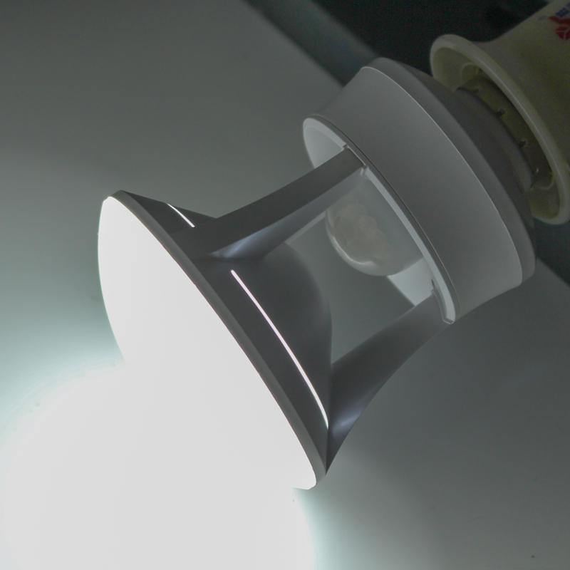 E27 6W 7W SMD5730 Pure White Warm White LED PIR Infrared Body Motion Sensor Lamp Bulb AC110-245V