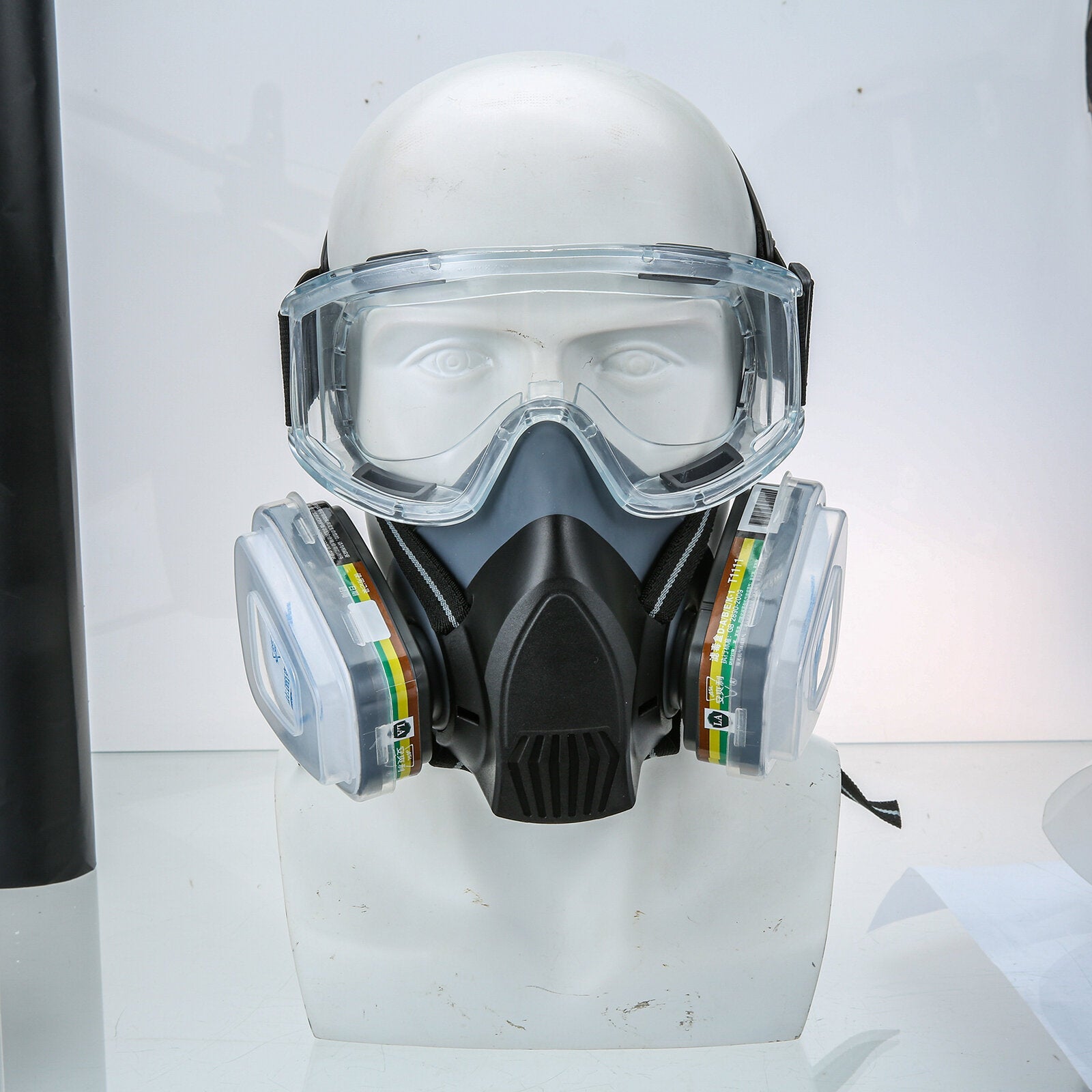 Respirator Half Face Cover Dust Mask with Filters for Industry/Spray/Paint/Agriculture
