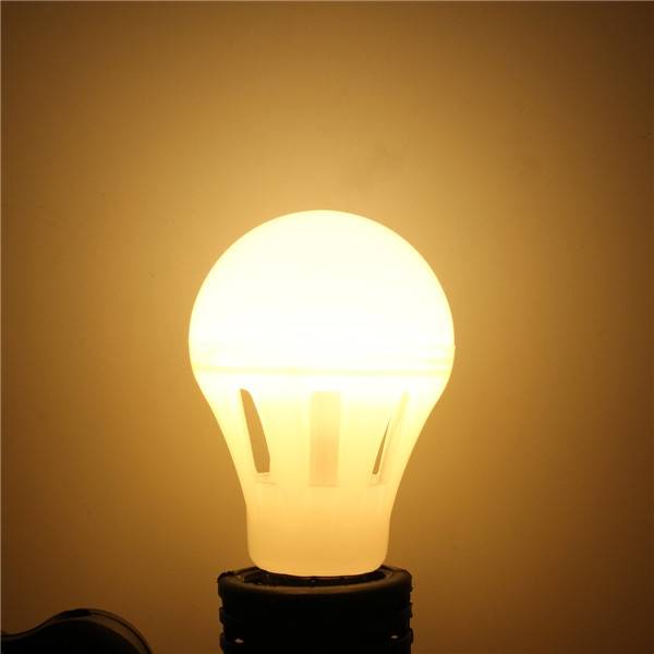 E27 4W COB Globe Light Bulb Warm White/White Non-dimmable 85-265V
