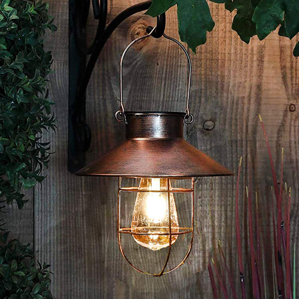 Black/Bronze Retro Solar Powered  Lantern Outdoor Hanging Solar Light Vintage Lamp With Warm