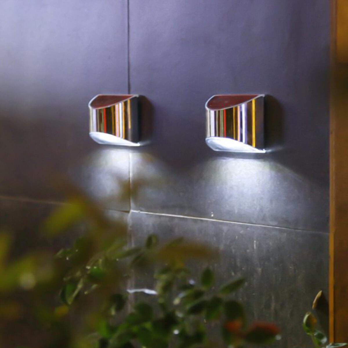 2pcs Waterproof Stainless Steel Solar Wall Lights Outdoor Fence Post Step Lights