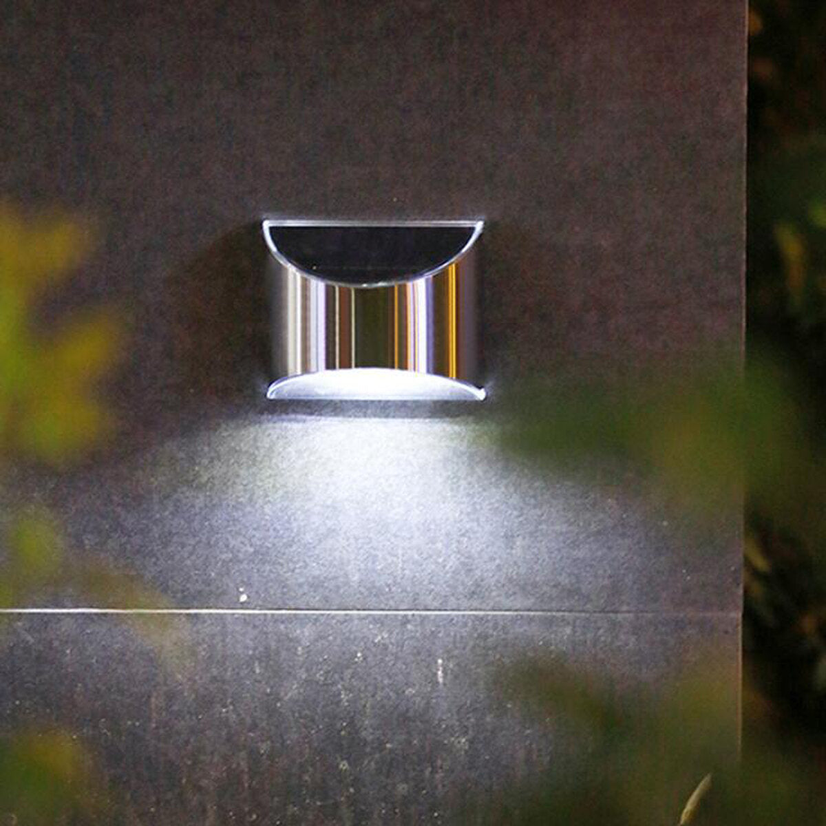 2pcs Waterproof Stainless Steel Solar Wall Lights Outdoor Fence Post Step Lights