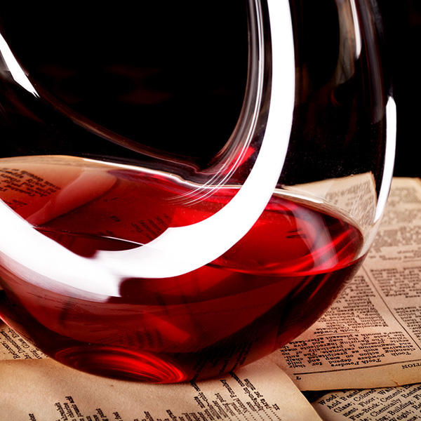 1200ml Luxurious Crystal Glass U-shaped Horn Wine Decanter Wine Pourer Red Wine Carafe Aerator