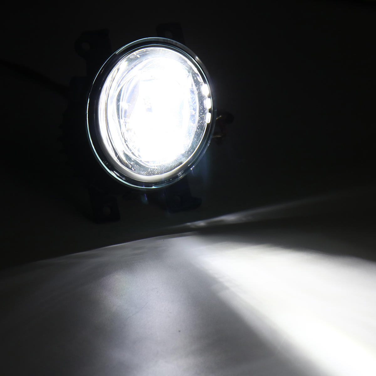 Right Side LED Fog Light Headlamp For Infiniti Q50 14-18 QX80 15-15 Q70/Q70L/Q70 15-17