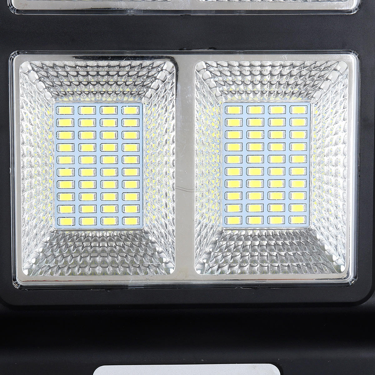 90W Super Bright Waterproof Solar Street Lights Flood Light LED Parking Lot Lights with Remote Yard Lighting