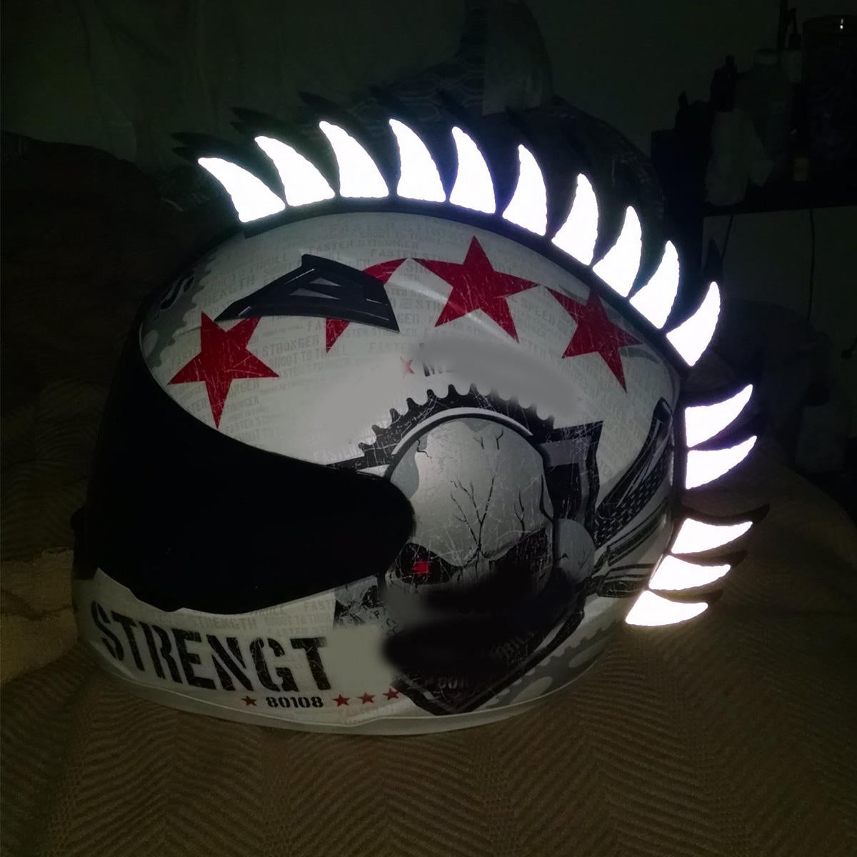 22 Blades Mohawk Warhawk Spikes Saw Reflective Sticker Decals For Rubber Helmet Motorcycle Bike