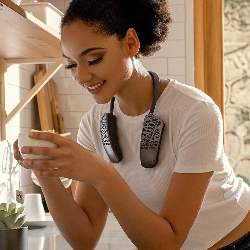 Hanging Neck Bluetooth Speaker Google Assistant 1000mAh Battery Life Outdoor Sports Speaker