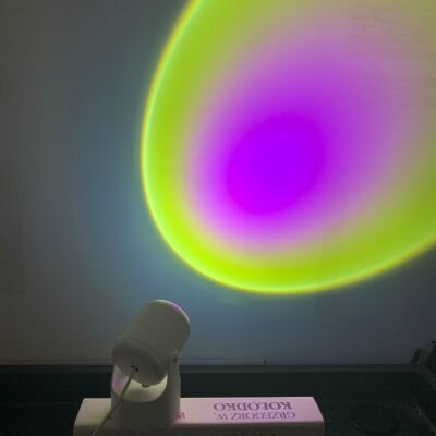 USB Sunset Projection Lamp Aesthetic Table Lamp Anti-glare LED Night Light Romantic Visual Experience Rainbow Projector