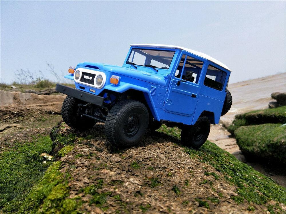 RTR 4WD 2.4G Truck Crawler Off Road RC Car 2CH Vehicle Models With Head Light Plastic