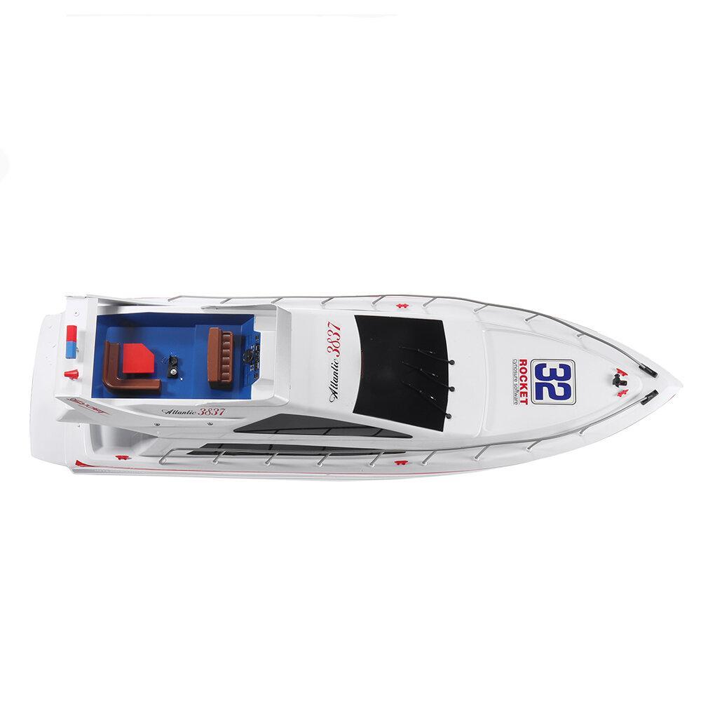 2.4G RC Boat Double Motors High Speed Racing Ship Model Toys