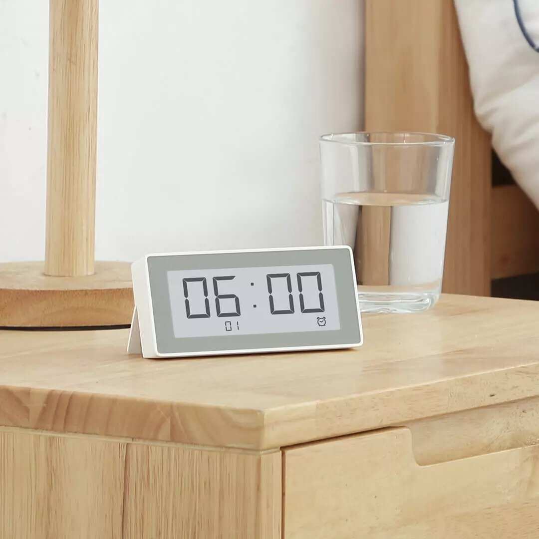 Smart Clock Thermometer Hygrometer Bluetooth Electronic Ink Screen HD Display APP Calibration View Historical Temperature & Humidity Records Time