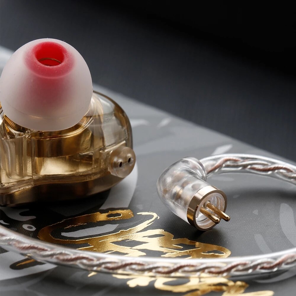 Upgrade Bass Earphones In-ear Dynamic Earphone Hi-Fi DJ Earbud Earplug With 2Pin 0.78mm Connector Detachable Cable
