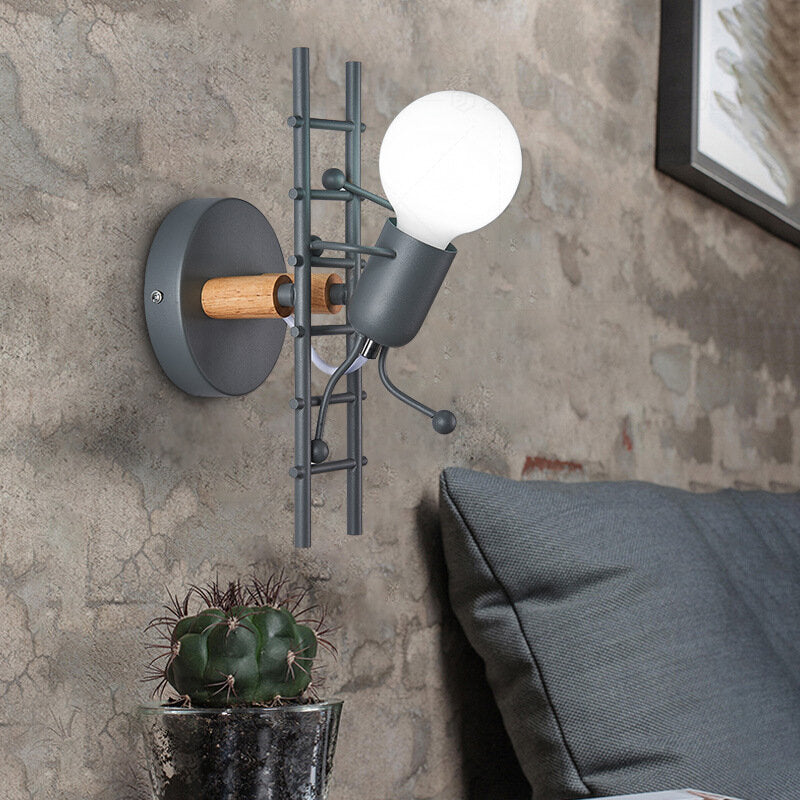 Wall Lamp Creative Small Man Iron Lights Metal Simple Cartoon Robot Sconce Lamps For Indoor Art Decor Light Without Bulb