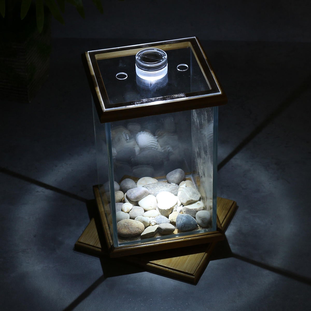 Mini Aquarium LED Lighting Clear Glass Fish Tank Container Office Desktop Decor