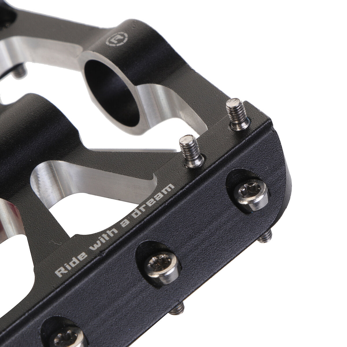 1Pair Bicycle Pedals 3 Bearings Platform Bicycle Flat Non-Slip Outdoor Cycling Flat Pedals