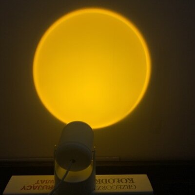 USB Sunset Projection Lamp Aesthetic Table Lamp Anti-glare LED Night Light Romantic Visual Experience Rainbow Projector