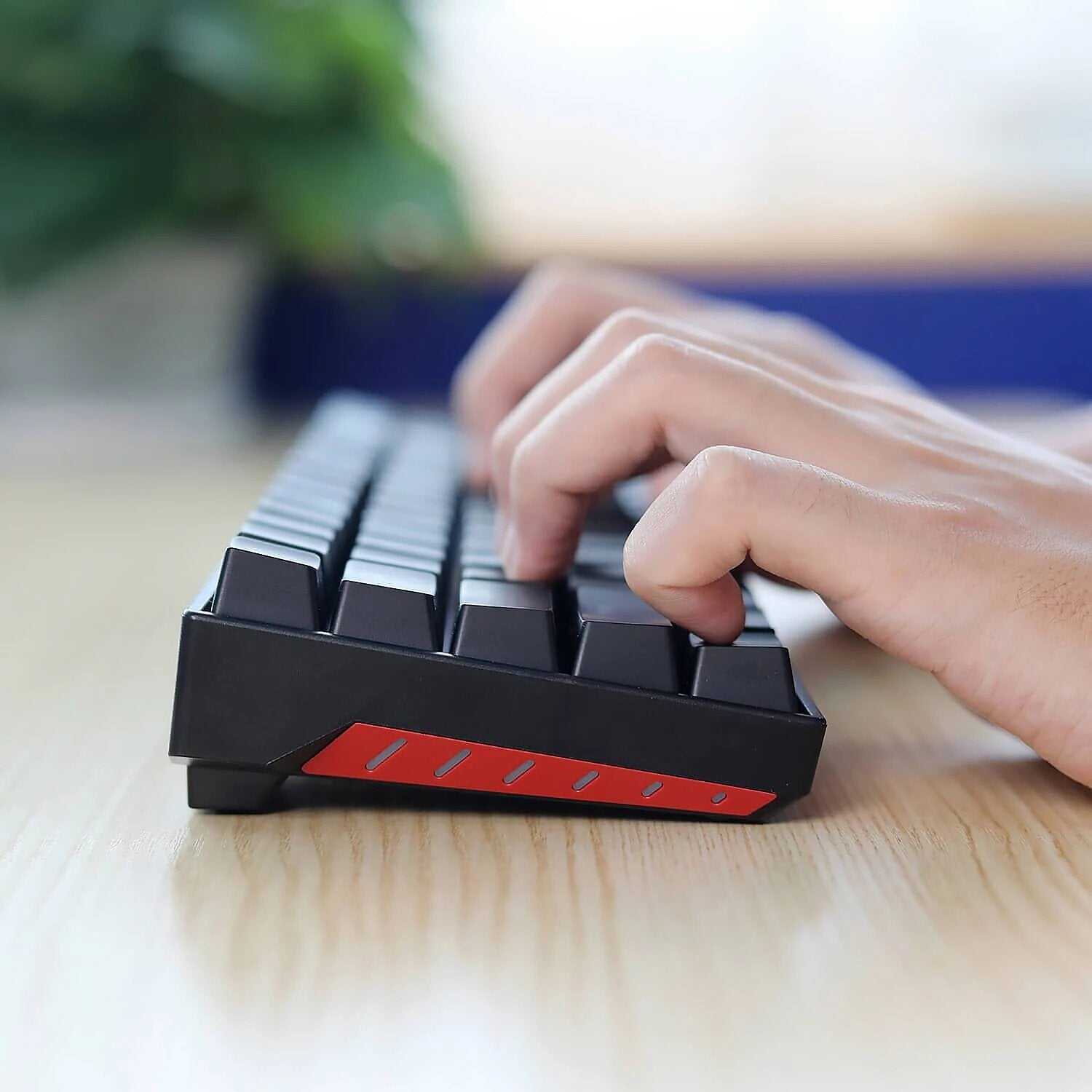 Mechanical Keyboard 71 Keys 70% Compact Bluetooth Keyboard Tenkeyless USB Wired/Wireless Portable Gaming/Office For Mac/Win
