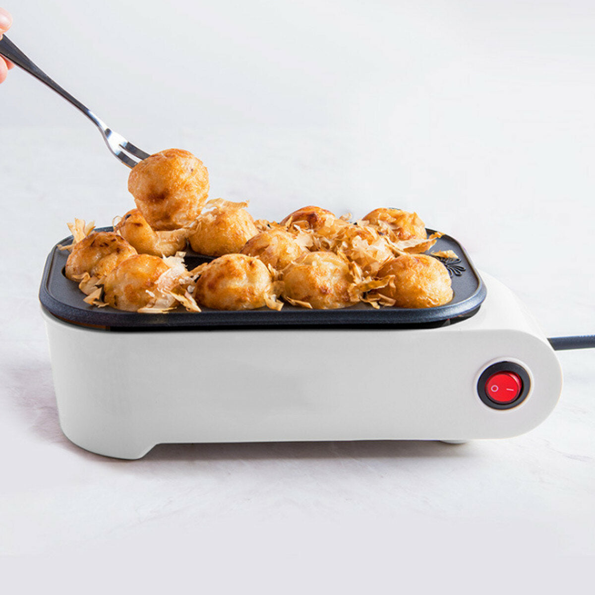 Electric Takoyaki Grill Pan 12 Hole Home Octopus Meat Ball Maker Plate 220V 500W