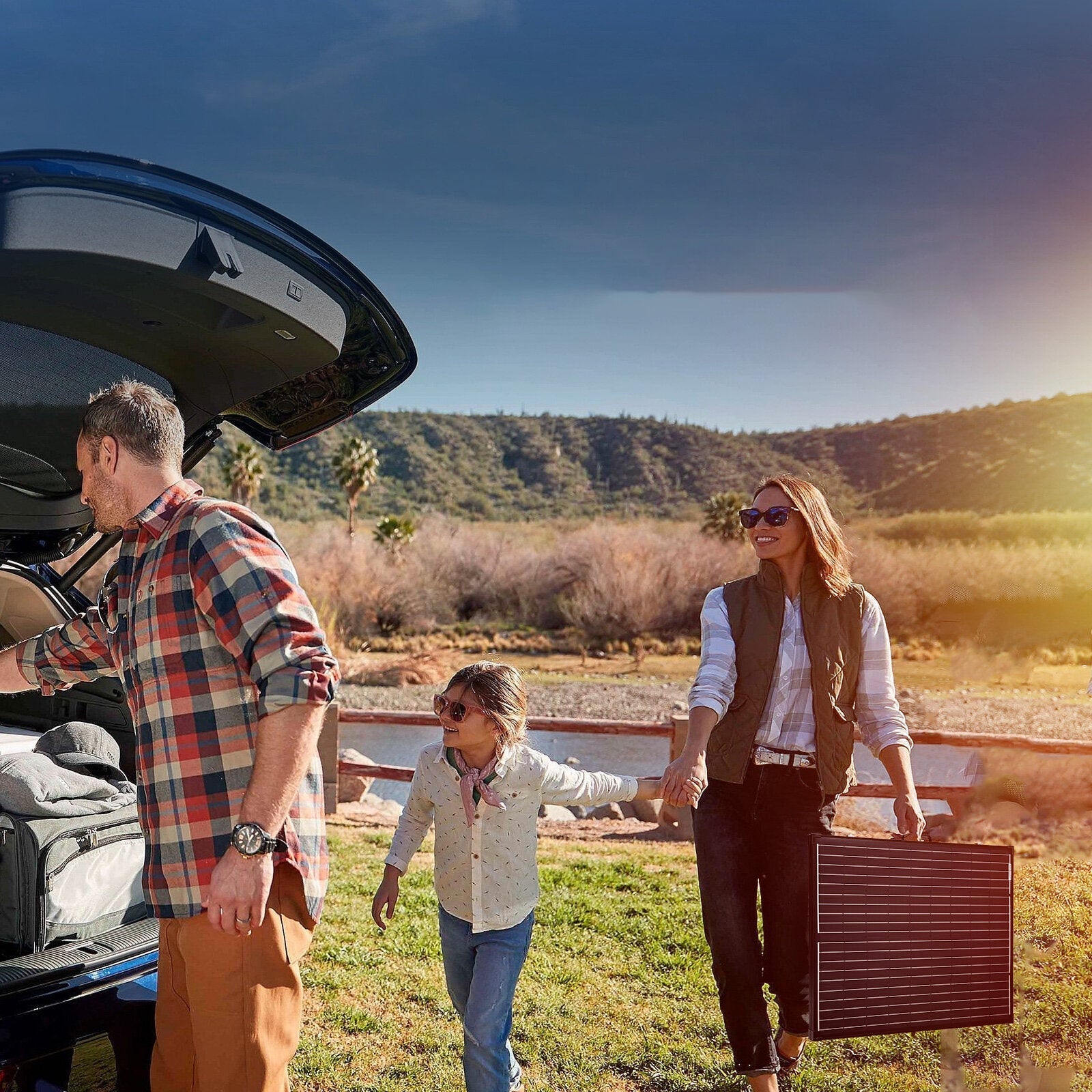 200W Monocrystalline Solar Panel Without Glass Portable Solar Suitcase Equipped With 20A MPPT Controller For 12V Batteries RV Camping Power