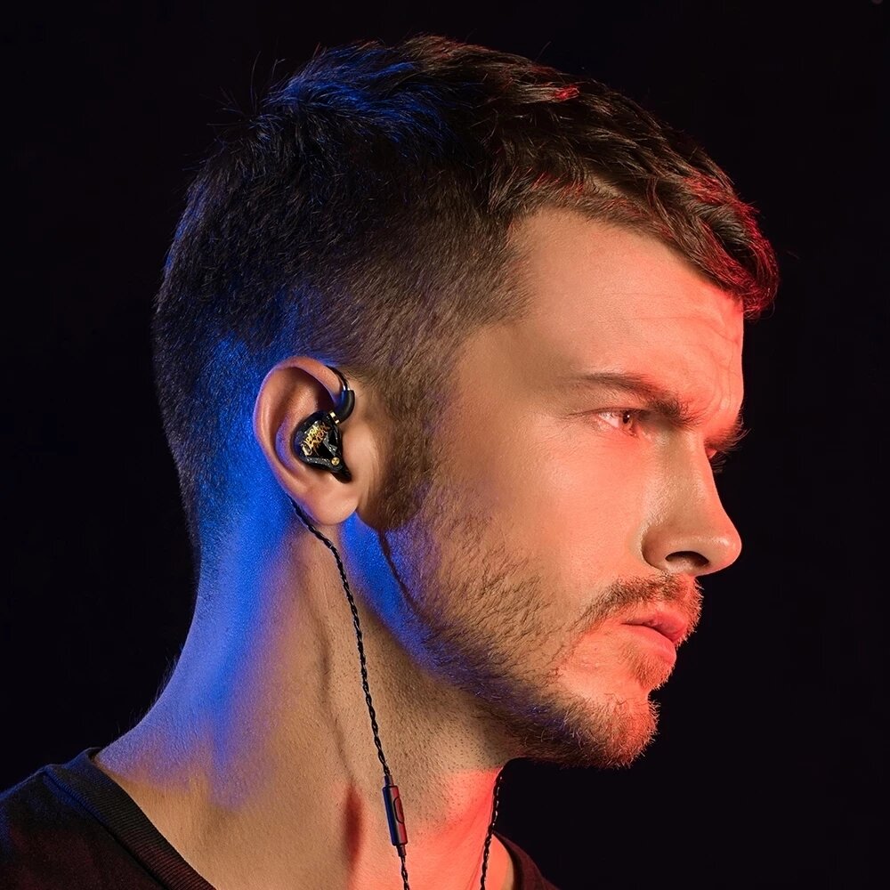 Gaming Headset Wired Earphones in Ear Earbuds With Mic 3.5mm Dynamic Drive Hi-Fi Bass Stereo Headset HD Headphones