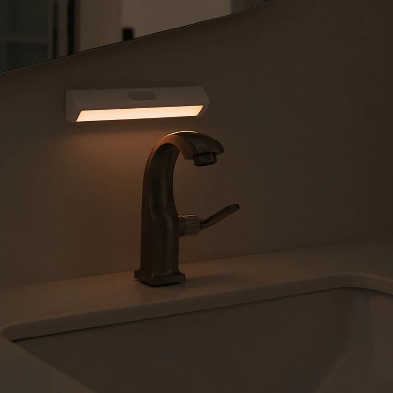 LED Induction Night Light Human Body Sensor 2 Brightness Level 8 Months Standby Time Wireless For Bedroom Closet