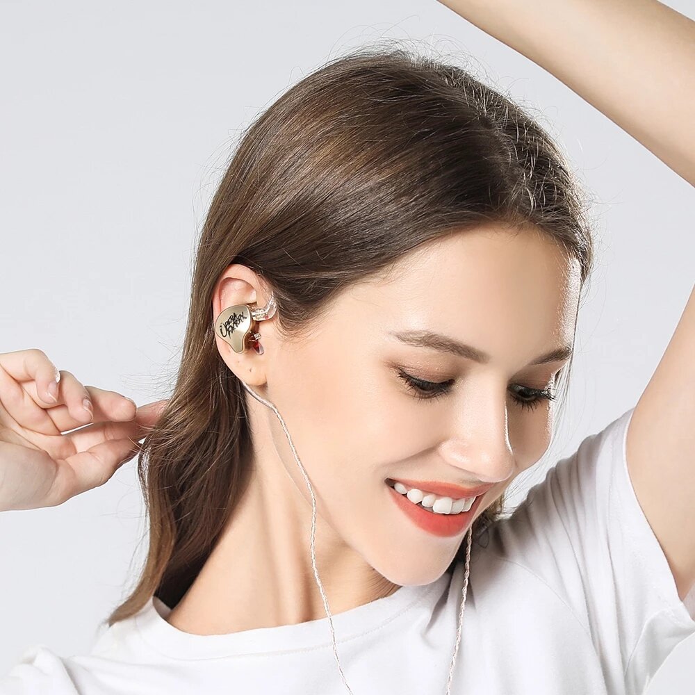 Upgrade Bass Earphones In-ear Dynamic Earphone Hi-Fi DJ Earbud Earplug With 2Pin 0.78mm Connector Detachable Cable