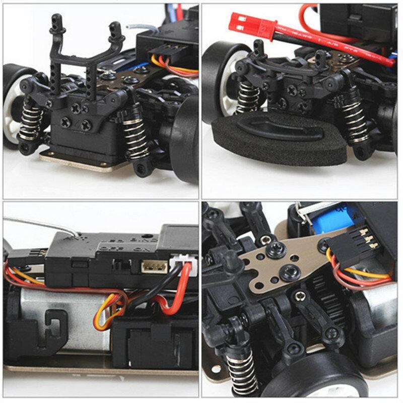 2.4G 4WD Brushed RC Car Drift Car Two Battery 7.4V 400mAh