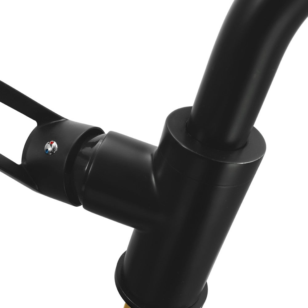 Pull Out Single Connection Bathroom Tap Vertical Installation Rotatable Pull Out Water Faucet