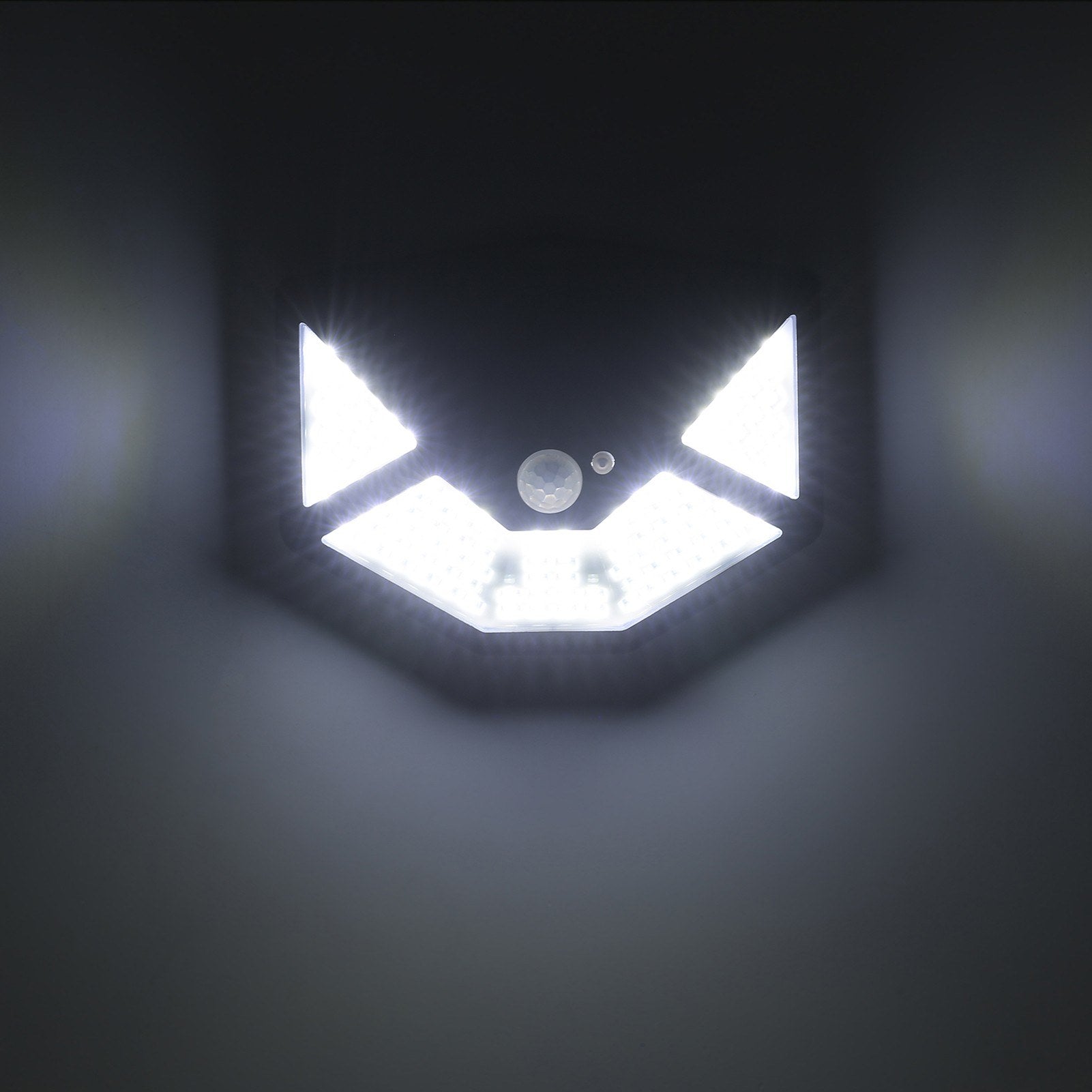 Solar Powered Wall Light PIR Motion and Lighting Sensor 3 Modes Flood Lamp 112LEDs