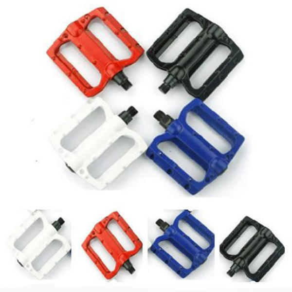 Outdooors Bicycle Aluminum Alloy Ball Bearing Pedal With Antiskid Peg