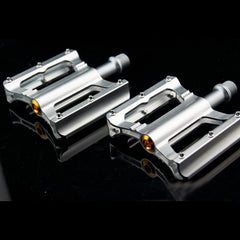 Aluminum Alloy Bicycle Bearing Pedals With Anti Skid Peg