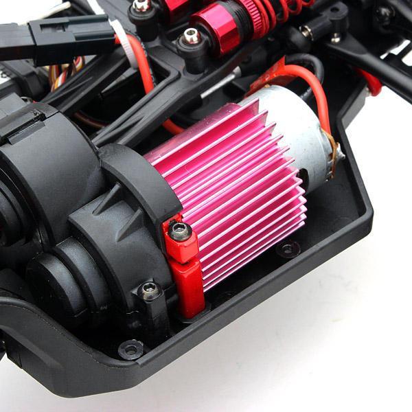 2.4G 4WD Desert Off Road Truck RC Car