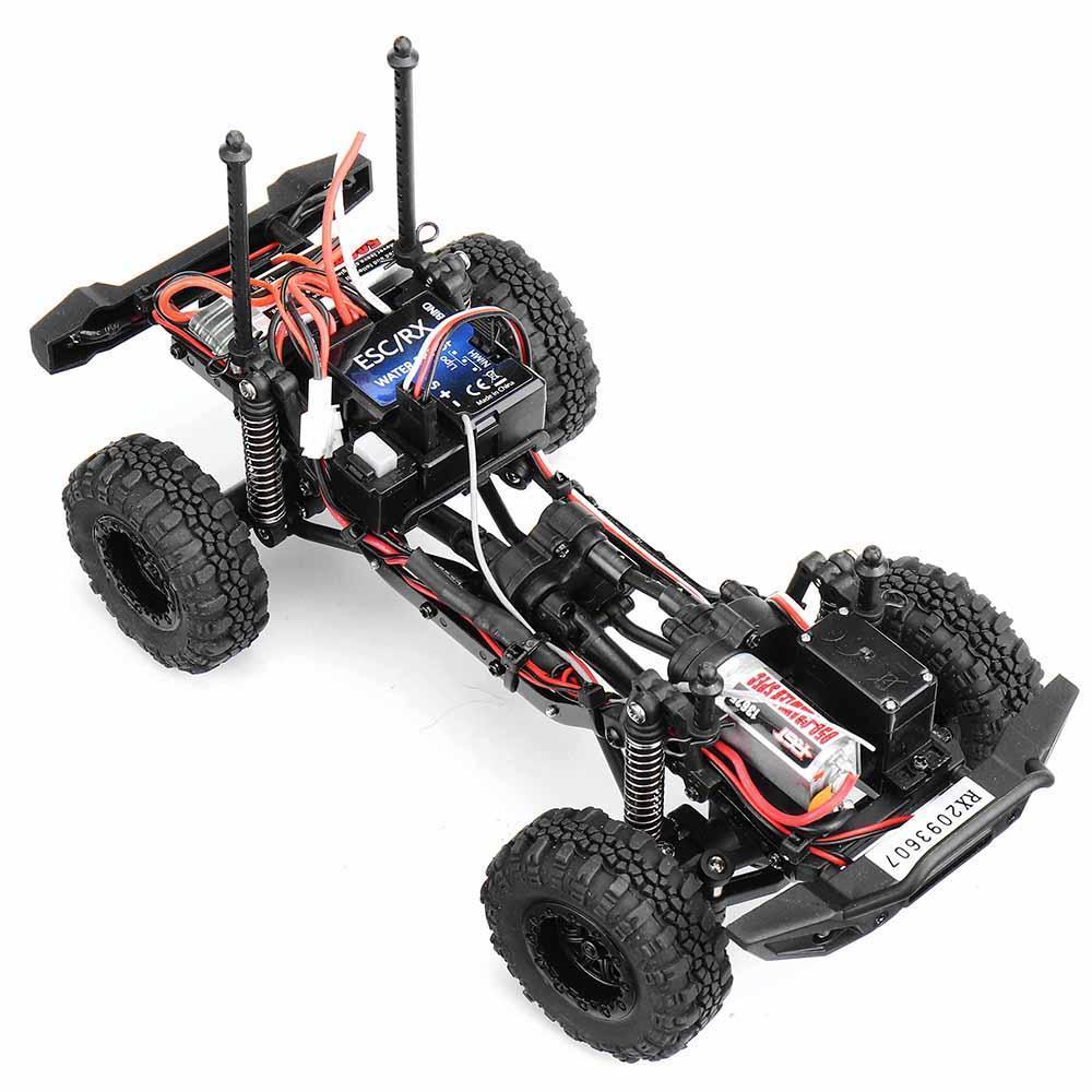 2.4G RC Car 4WD 15KM/H Vehicle RC Rock Crawler Off-road Two Battery