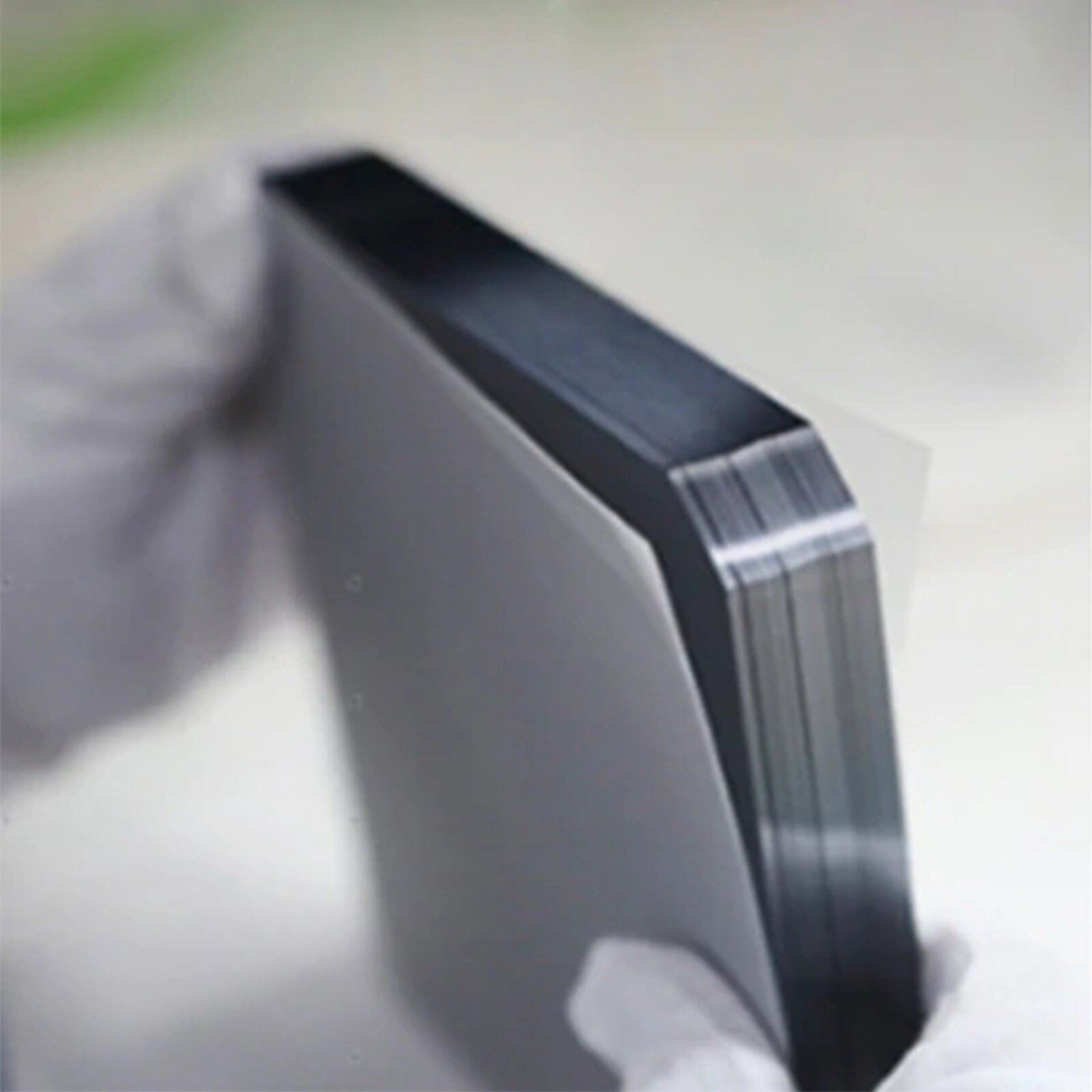 60W Solar Panel 21.6V 3.5A Portable Foldable IP67 Waterproof Solar Panel 21*32.1*1.0 in (53.7*81.5*2.4 cm)