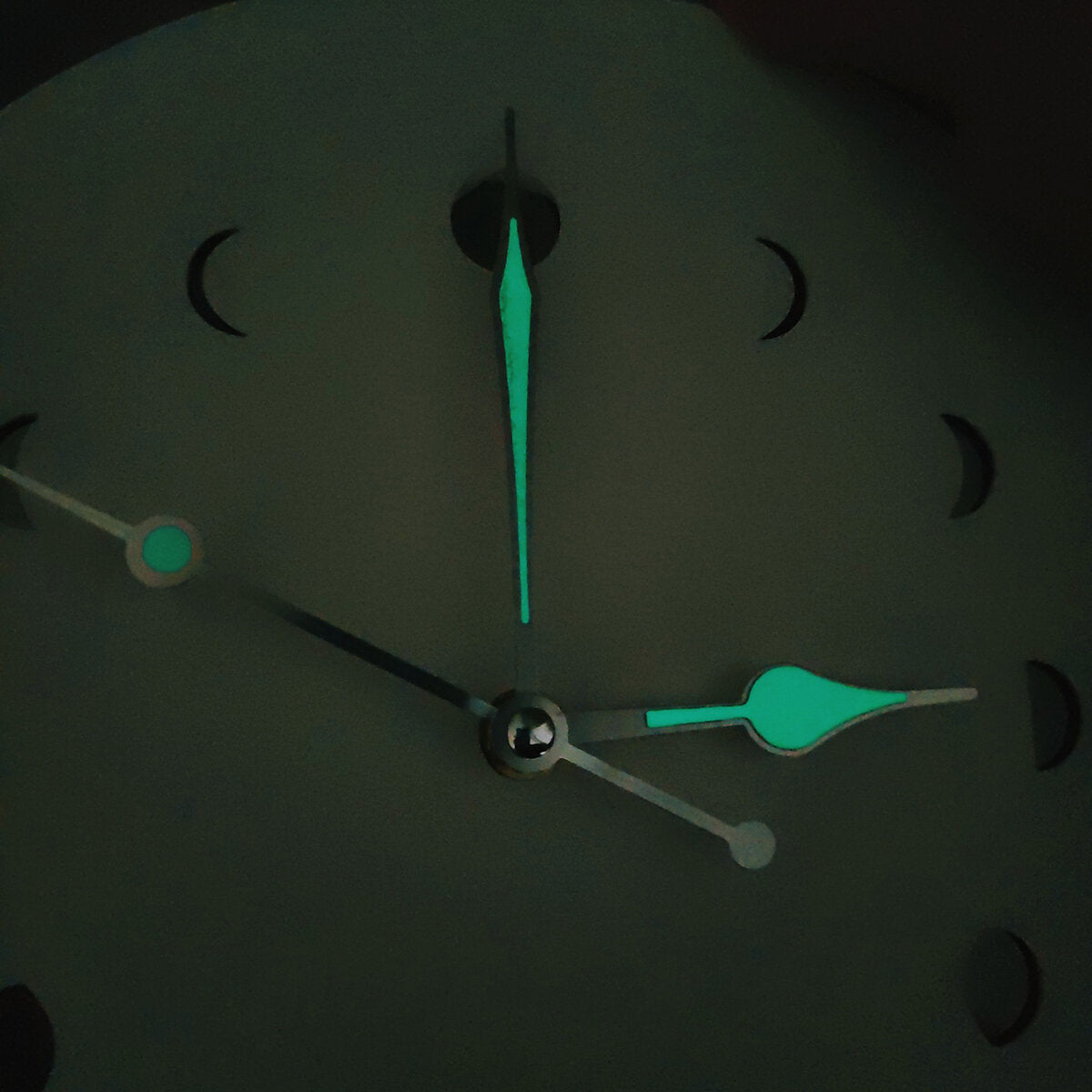 10 Inch Luminous Night Light Clock Non-ticking Wall Clock for Office/Living Room/Bedroom/Kitchen