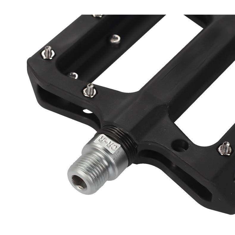 Mountain Bike Pedals Nylon Fiber Bearing Pedals Oudoor Cycling Antiskid Bike Pedals