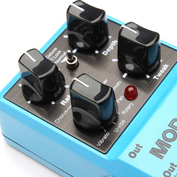 Core Guitar Effects Pedal 8 Modulation Effects Chorus Flanger Phaser Rotary Pan U-vibe and Vibrato true bypass Tone Lock