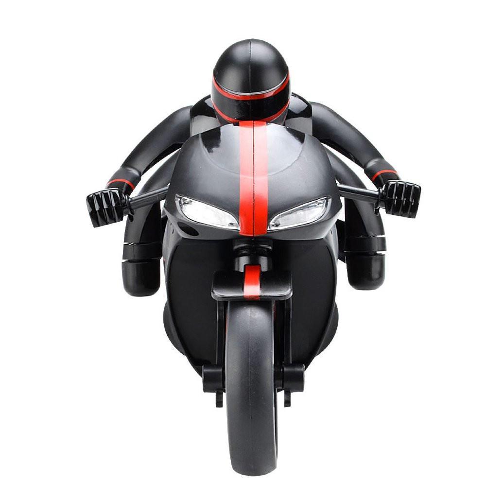 2.4G 20km/h Rc Car Motorcycle 30 Degree 24.4*12.7*14cm With Flashlight