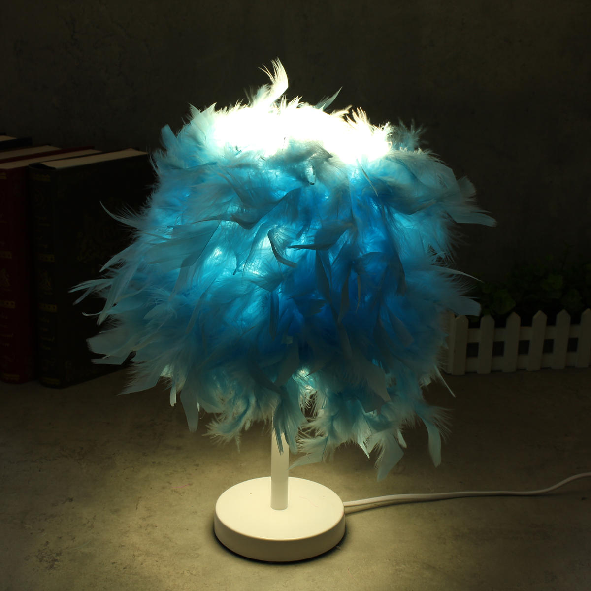 Colorful Feather Shade Table Lamp Bedside Desk Lamp Night Light Home Decor Gifts