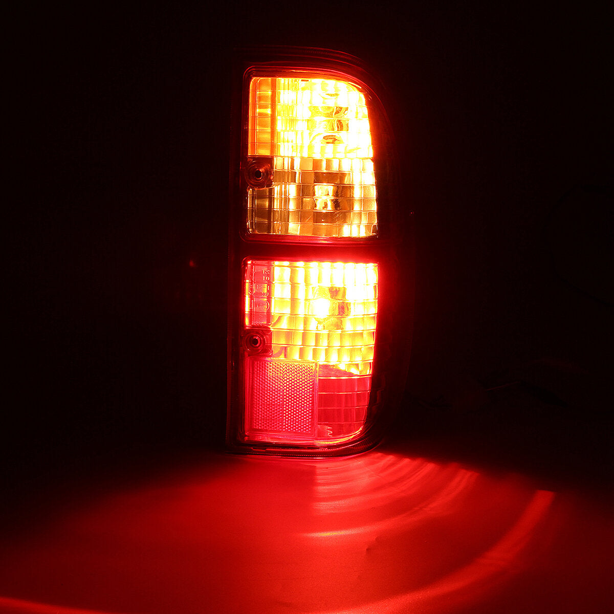 Car Rear Left/Right Tail Light Brake Lamp with Bulb and Wiring