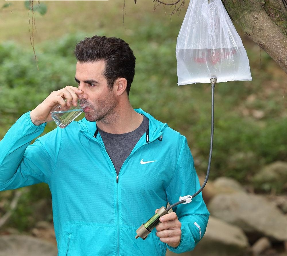 Personal Camping Water Purification Filter Straw for Survival or Emergency Supplies
