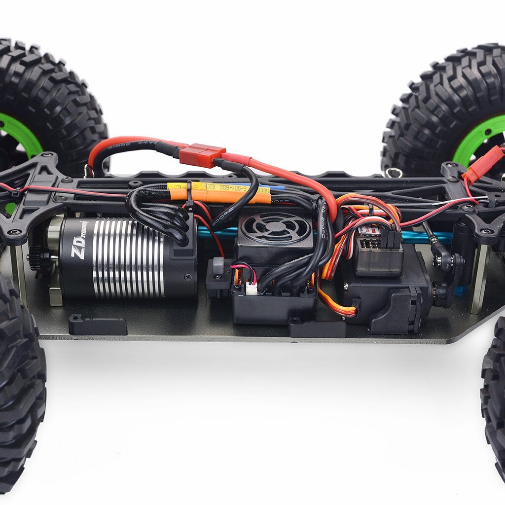 4WD 2.4G Desert Truck Brushless RC Car High Speed Off Road Vehicle Models 80km/h W/ Swing