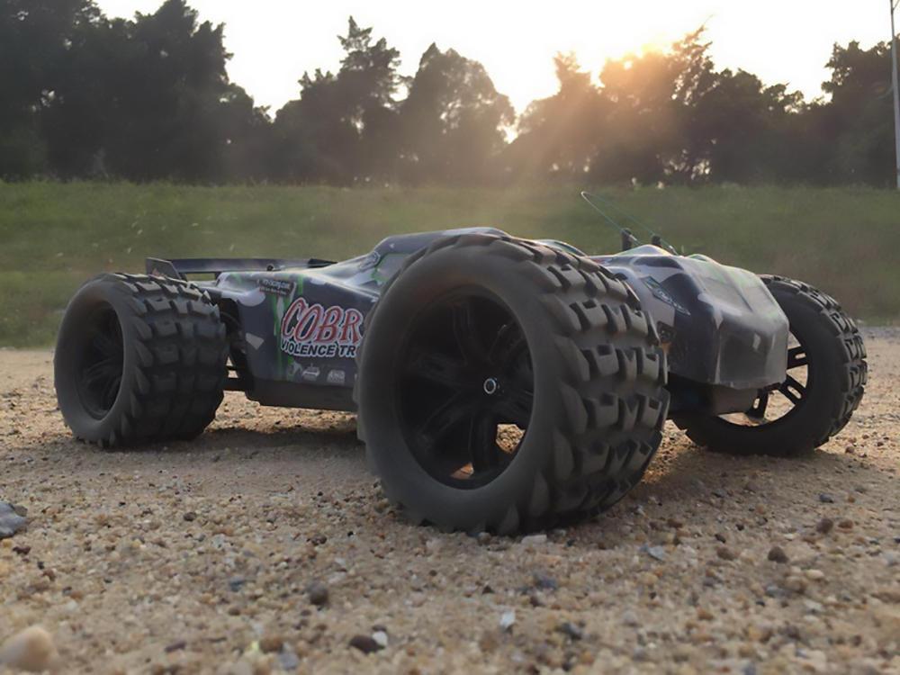 2.4G 1/8 4WD 60A ESC 3660 Brushless Motor High Speed RC Car With FS Transmitter