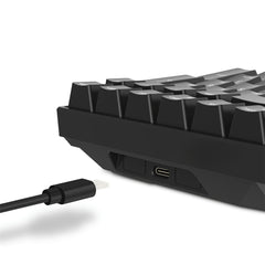Bluetooth 2.4G Wired Mechanical Gaming Keyboard 100 Keys Three Mode With Hot Swappable Switch